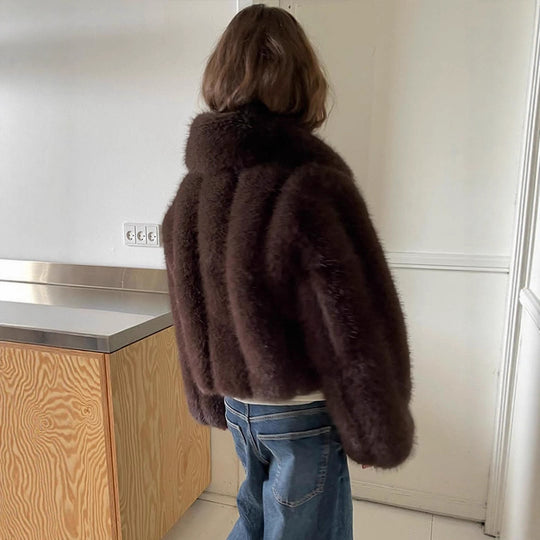Damen Kurze Cropped-Kunstpelzjacke mit voluminösem Schalkragen und kastiger Silhouette Nord Taschen