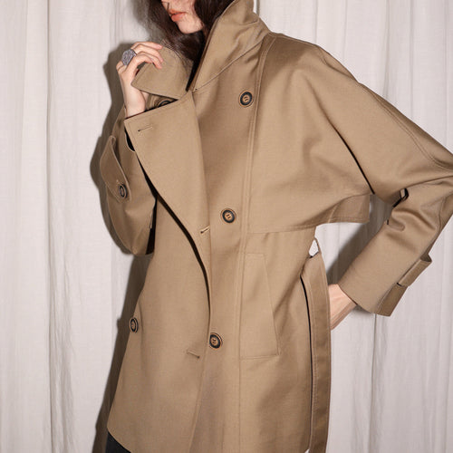 Damen Modischer Trenchcoat mit Taillengürtel und großen Taschen Nord Taschen