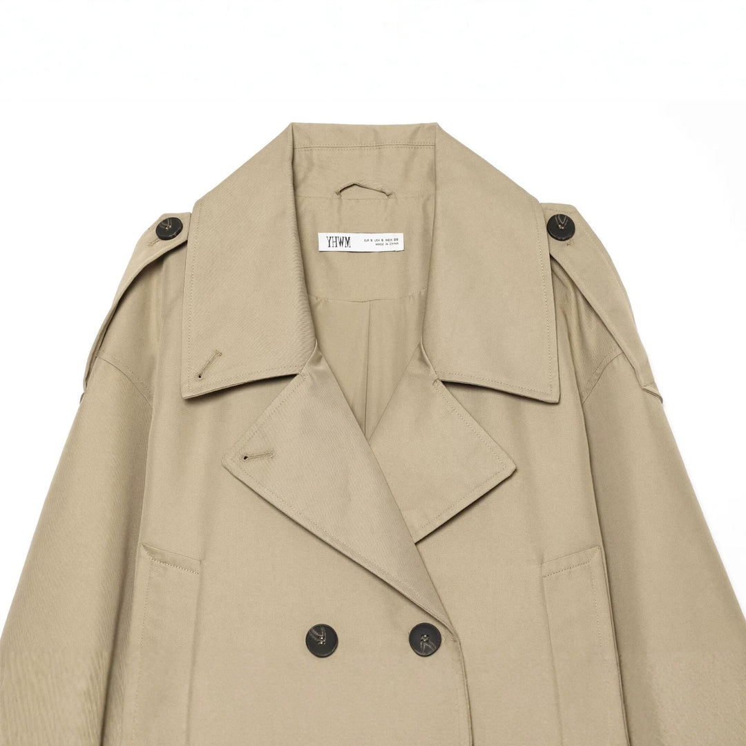Damen Kurzjacke im Trenchstil mit Boxy-Schnitt, Doppelreihe und Schulterklappen Nord Taschen