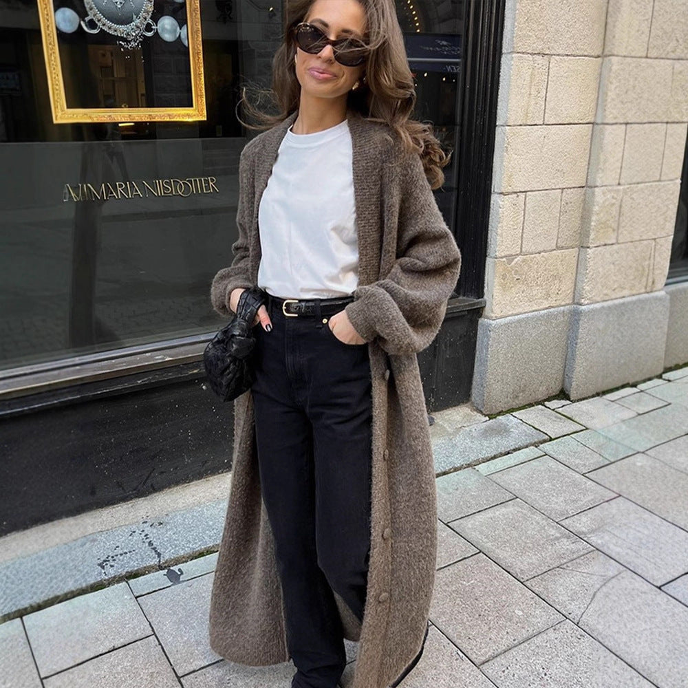 Damen Maxilanger Strickmantel in Mohairoptik mit verdeckter Knopfleiste und weiter Silhouette Nord Taschen