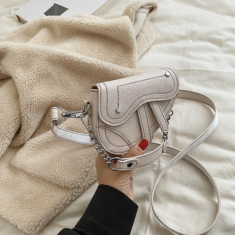 Damen Mini-Handtasche im modernen, strukturierten Design Nord Taschen