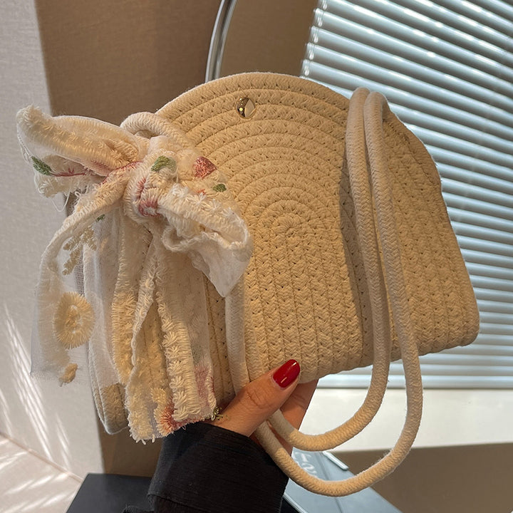 Damen Handtasche mit floralem Dekor und geflochtenem Design Nord Taschen