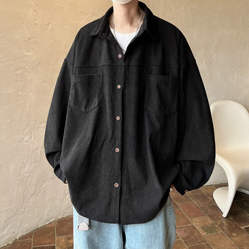 Herren oversized Kordhemdjacke mit aufgesetzten Brusttaschen, abgerundetem Saum und lockerer Silhouette Nord Taschen