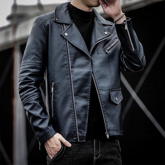 Herren schmal geschnittene Kunstleder-Motojacke mit gesteppter Schulter- und Ärmeldetail Nord Taschen