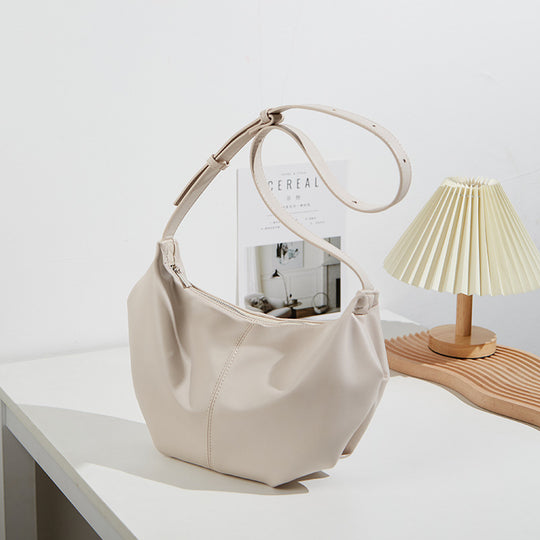Damen Hobo-Tasche mit eleganter, weicher Kunstleder-Oberfläche und praktischem Tragegurt Nord Taschen