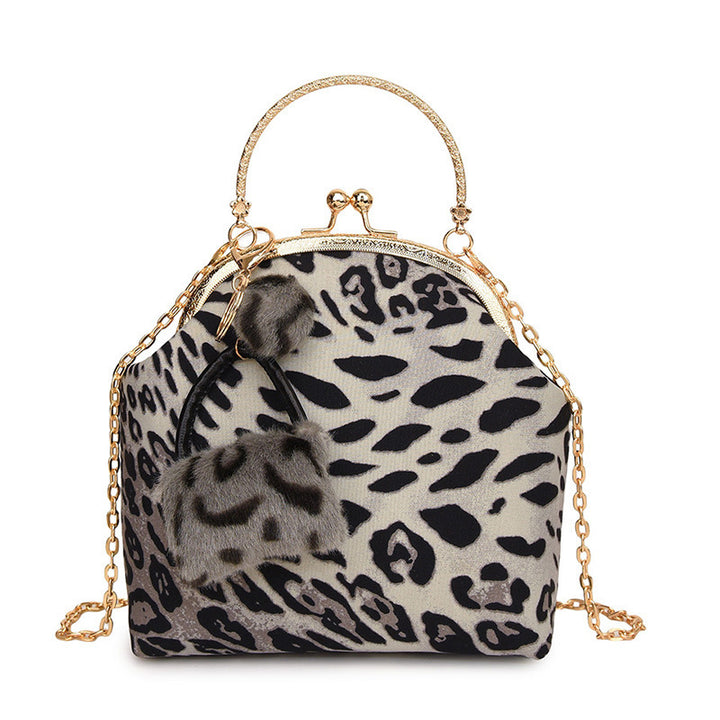 Damen Handtasche im Leopardenmuster mit goldenem Akzent Nord Taschen