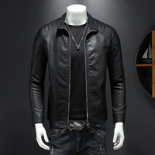 Herren schlank geschnittene Kunstleder-Motojacke mit Stehkragen und gesteppter Schulterpasse Nord Taschen