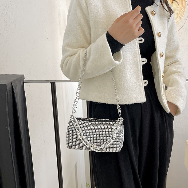 Damen Designer Handtasche mit glänzendem Obermaterial Nord Taschen