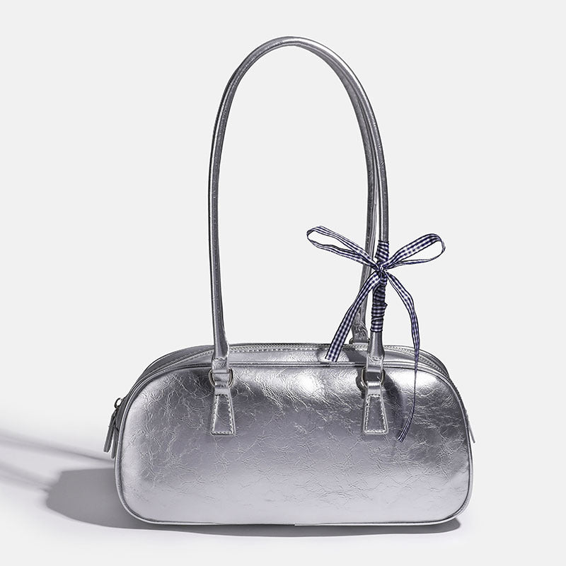 Damen Clutch mit glänzender Oberflächenstruktur und dekorativem Schleifenakzent Nord Taschen