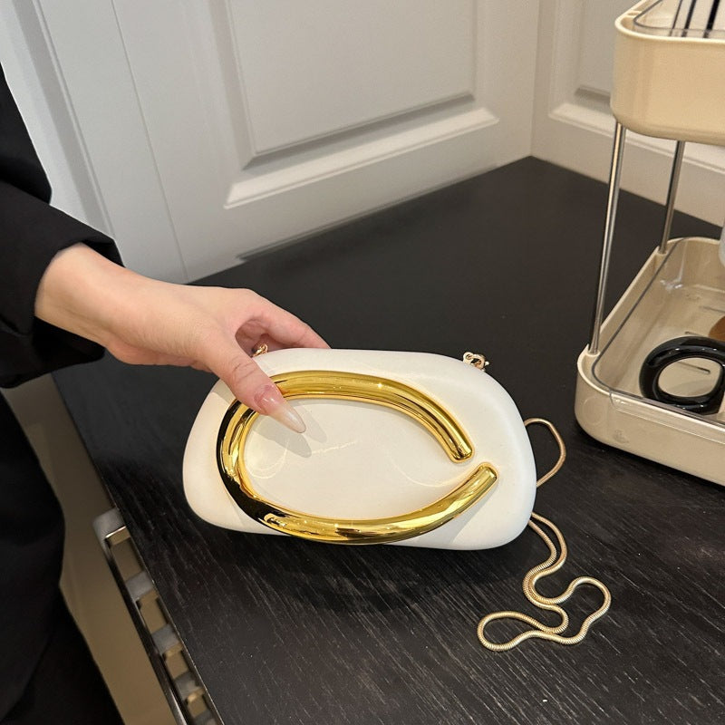 Damen modische Clutch mit doppeltem goldenen Akzent Nord Taschen