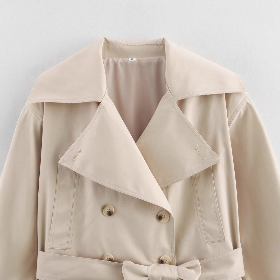Damen kurze Trenchjacke mit eleganter Taillierung und praktischen Taschen