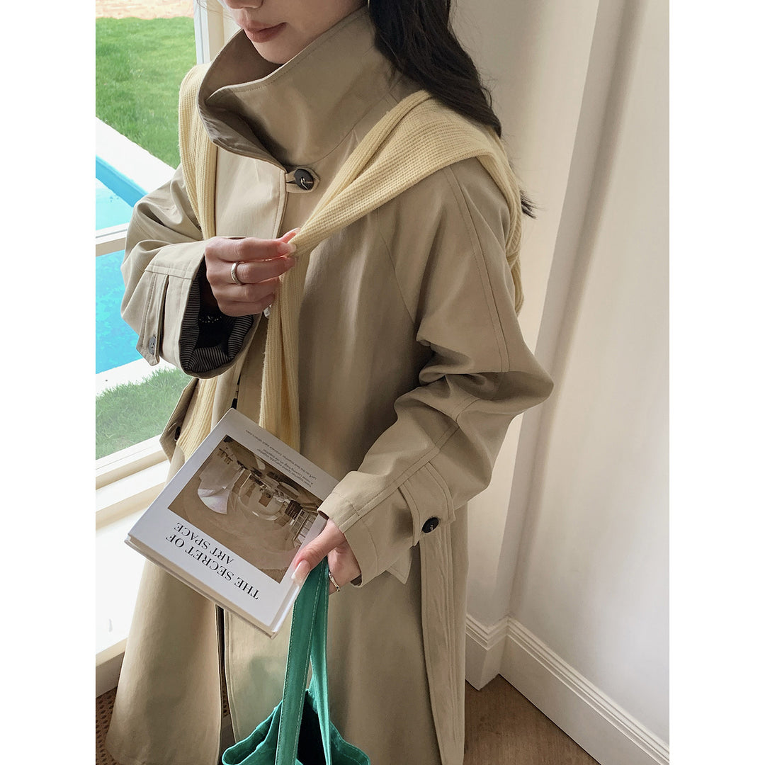 Damen Langer Trenchcoat mit hohem Stehkragen und Raglanärmeln Nord Taschen