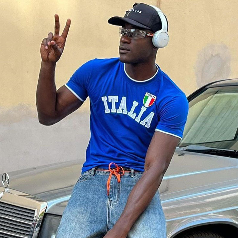 Herren sportliches T-Shirt mit Italia-Motiv und kontrastierenden Akzenten