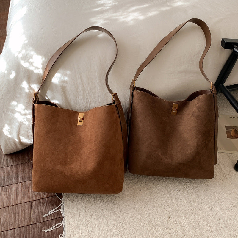 Damen schicke Hobo-Tasche mit elegantem Verschluss Nord Taschen