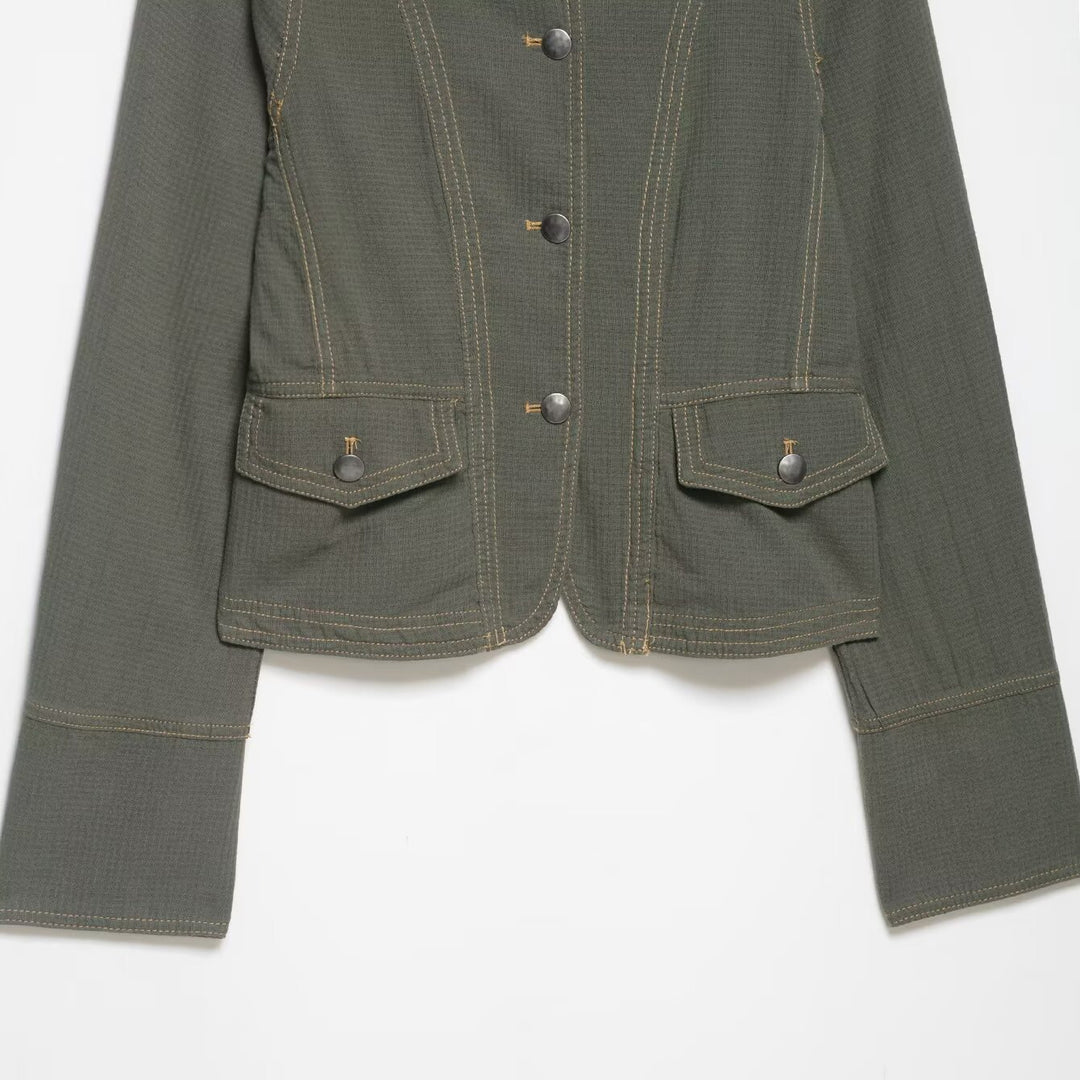 Damen Kurzjacke im Military-Stil mit Stehkragen und Schulterklappen Nord Taschen