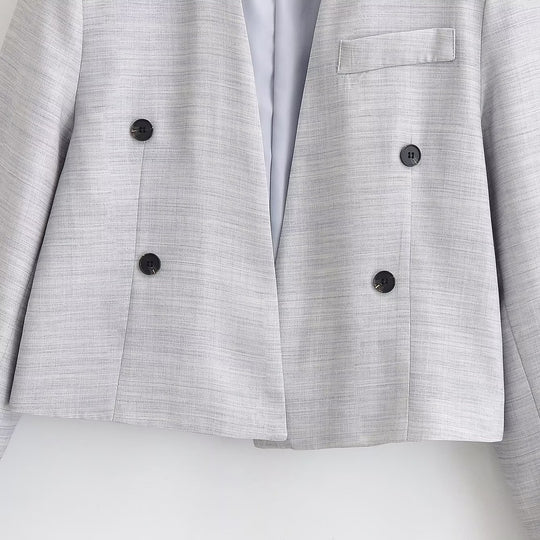 Damen Kurzblazer ohne Revers mit doppelreihiger Knopfleiste und kastiger Silhouette Nord Taschen