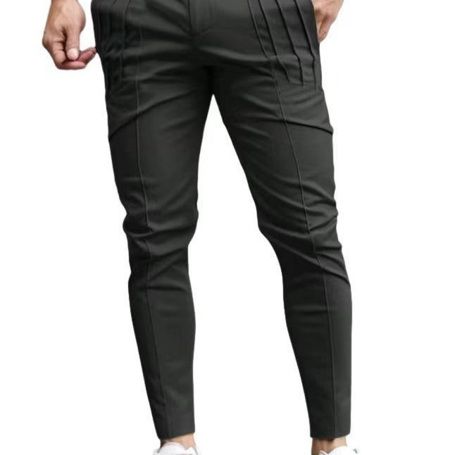 Herren schmale Bundfalten-Chino mit dekorativen Längsfalten und tapered Bein Nord Taschen
