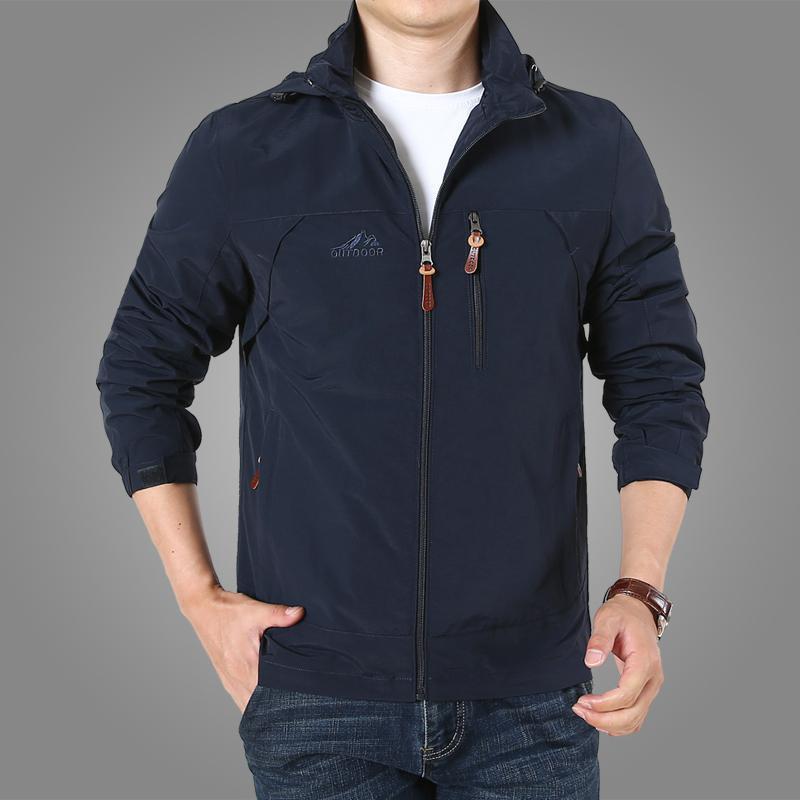 Herren Leichte Softshell-Outdoorjacke mit Kapuze, wind- und wasserabweisender Shell und Multifunktions‑Taschen Nord Taschen