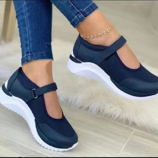 Damen Freizeit-Sneaker mit atmungsaktiver Mesh-Oberfläche und verstellbarem Riemen