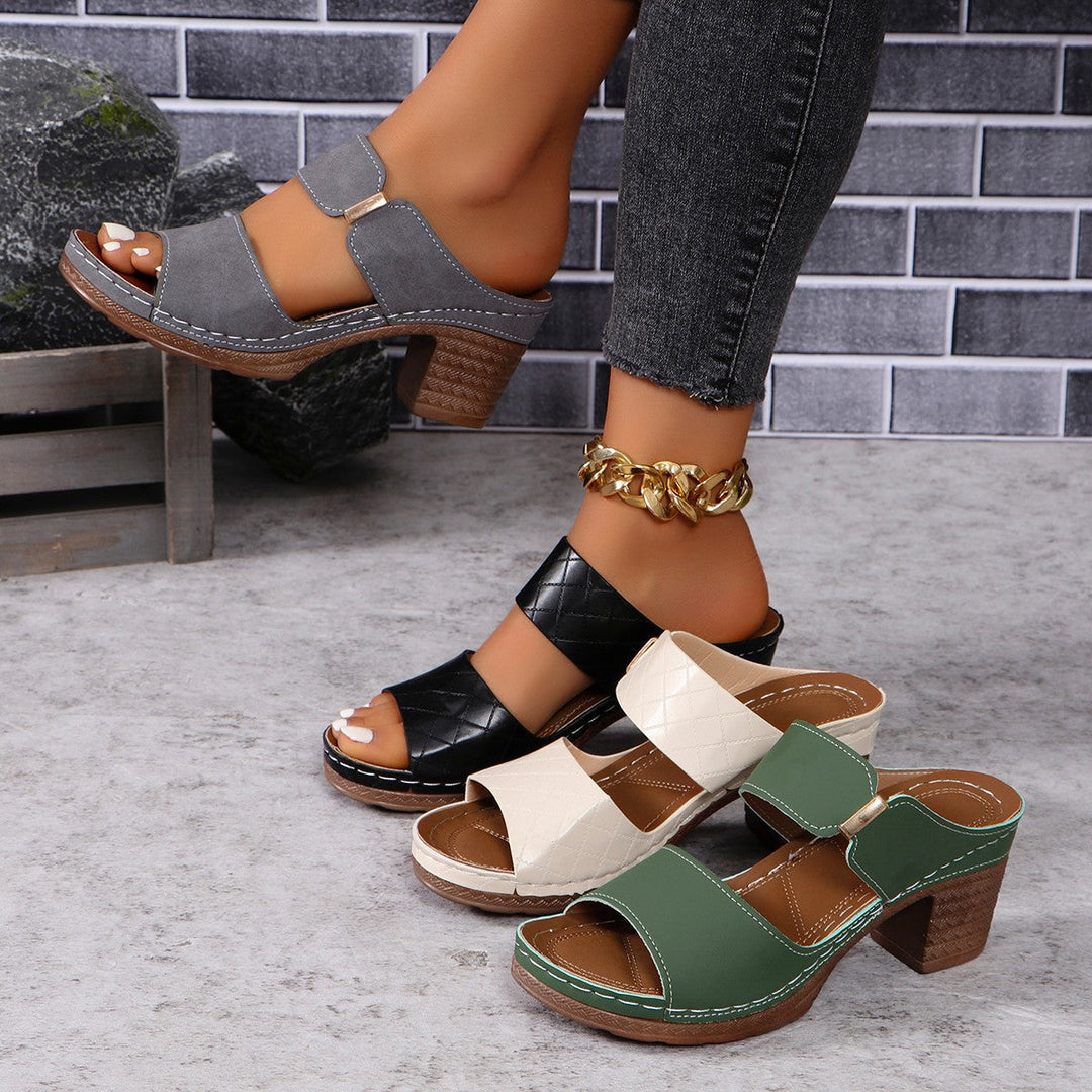 Damen bequeme Absatzsandalen mit atmungsaktiven Riemen und stabiler Laufsohle