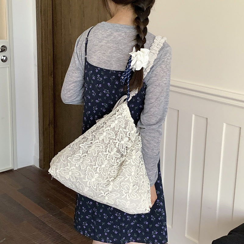 Damen elegante Häkel-Umhängetasche mit dekorativen Schleifendetails Nord Taschen