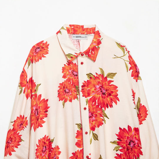 Damen Oversize-Hemdbluse mit großflächigem Blumenprint, Reverskragen und durchgehender Knopfleiste Nord Taschen