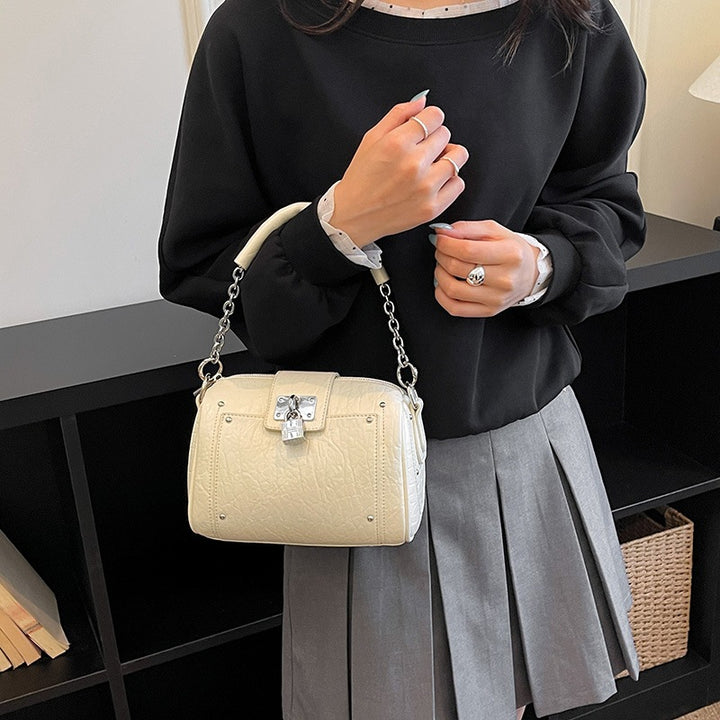 Damen Leder Handtasche mit eleganter Schnappverschluss Nord Taschen
