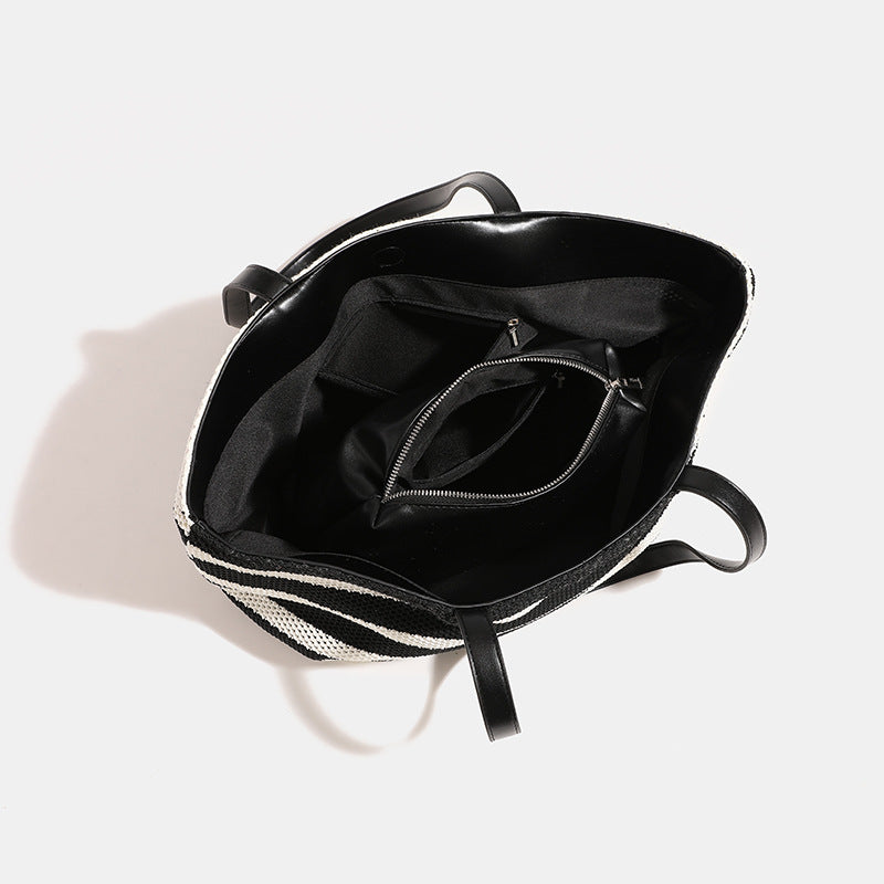 Damen Strandtasche mit praktischen Seitentaschen und stylischen Streifen Nord Taschen