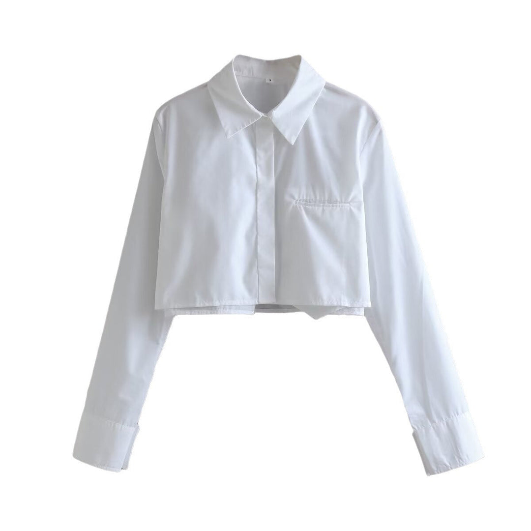 Damen cropped Bluse mit klassischem Kragen und praktischen Brusttaschen Nord Taschen
