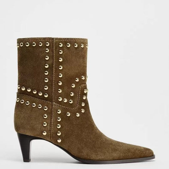 Damen spitze Velours‑Optik Stiefelette mit Nietenbesatz und niedrigem Pfennigabsatz Nord Taschen