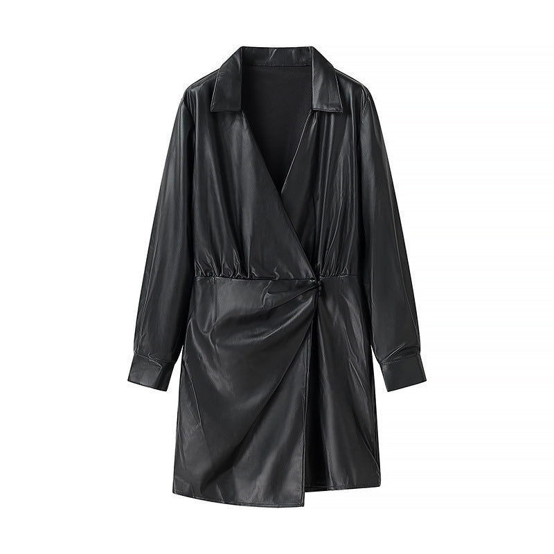 Damen Wickel-Kunstleder-Minikleid mit Hemdkragen, geraffter Taillenpartie und Manschetten Nord Taschen