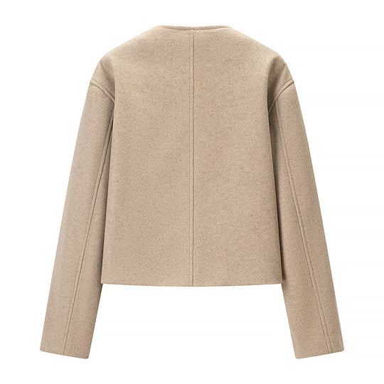 Damen Kurzgeschnittene Woll-Boxyjacke mit asymmetrischer Knopfleiste Nord Taschen