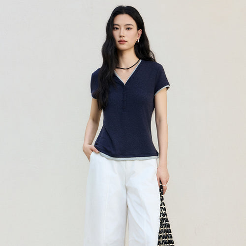 Damen Kurzärmeliges V-Ausschnitt-Henley-Shirt aus Stretch-Jersey mit feiner Knopfleiste Nord Taschen