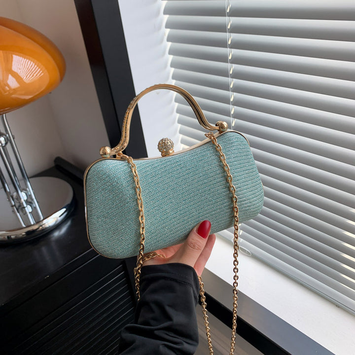 Damen glamouröse Clutch-Tasche mit dekorativem Kettenverschluss Nord Taschen