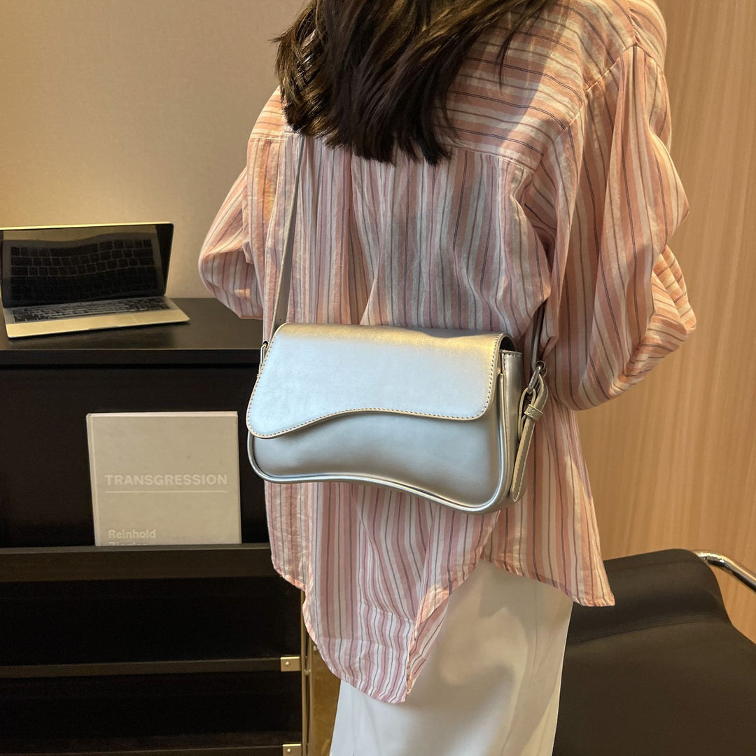 Damen Crossbody Umhängetasche mit elegantem Wellenmuster Nord Taschen