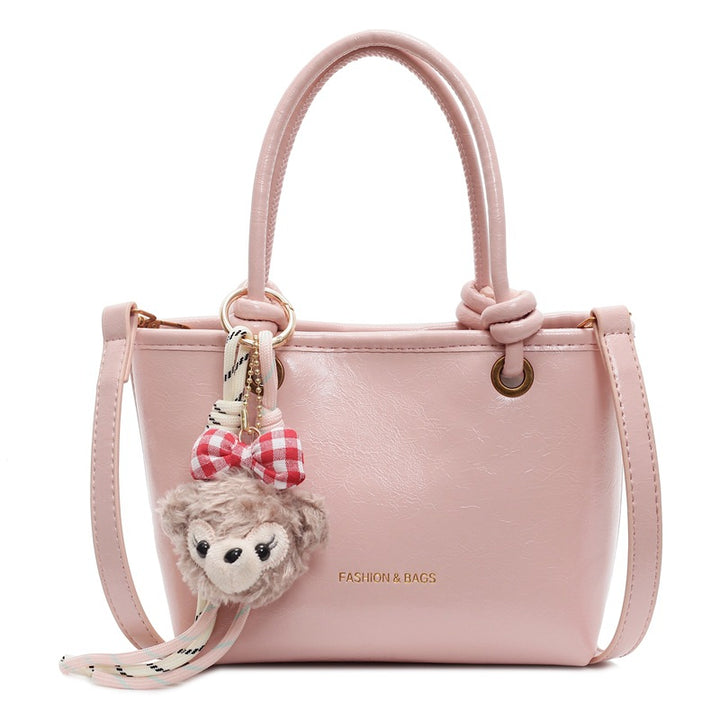 Damen Modische Handtasche mit verspieltem Tieranhänger Nord Taschen