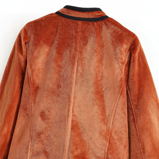 Damen Samtjacke im Blazer-Stil mit Stehkragen und bezogenen Knöpfen Nord Taschen
