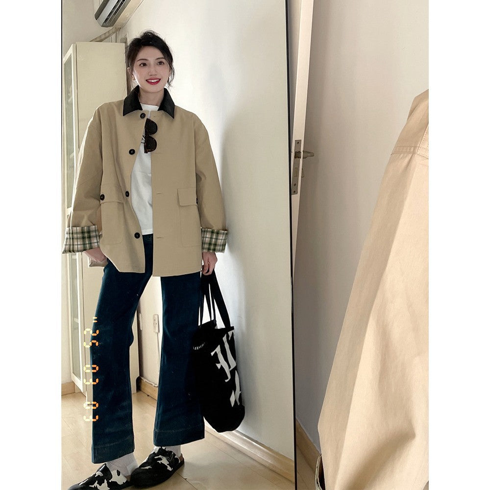 Damen Kurztrenchjacke im Oversize-Schnitt mit Kontrastkragen und karierten Umschlagmanschetten Nord Taschen