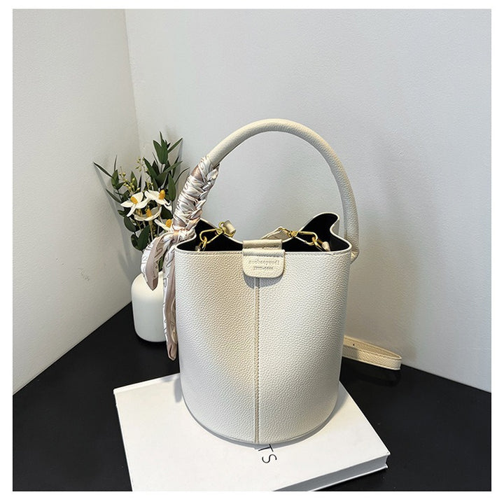 Damen Minimalistische Bucket Bag mit stilvollem Trageriemen Nord Taschen