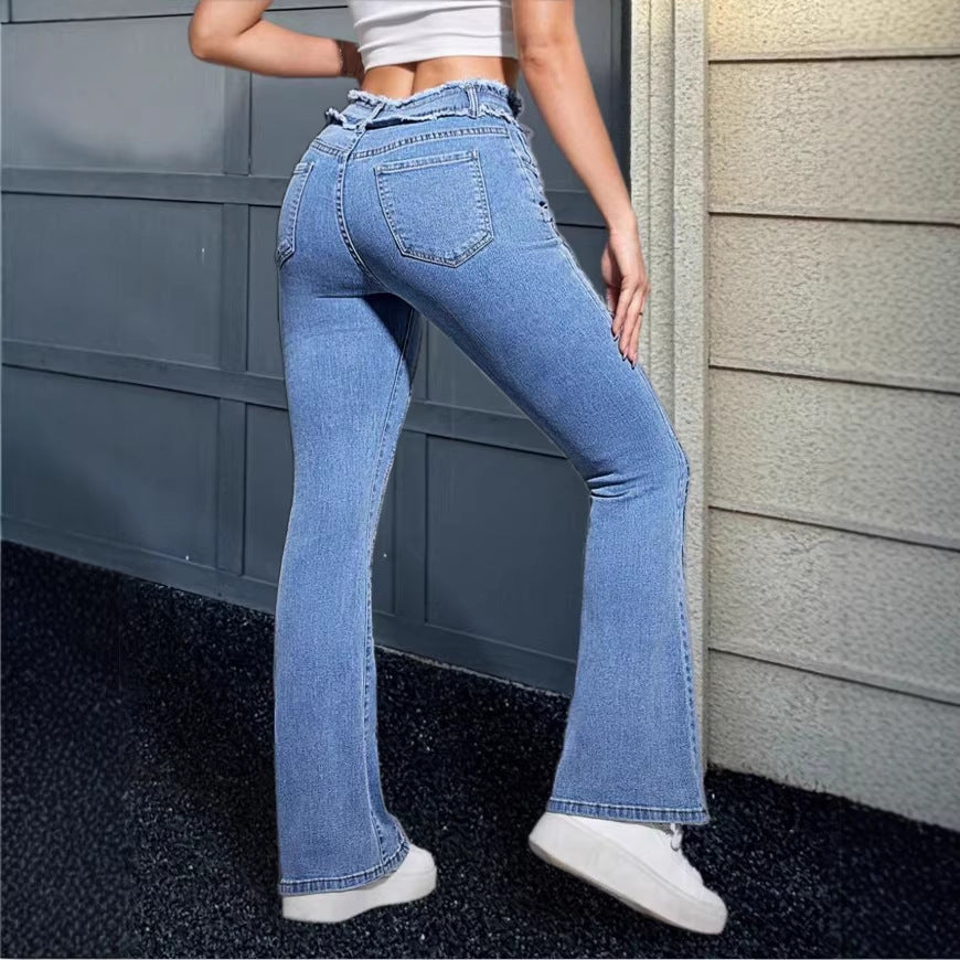 Damen Hochgeschnittene Flared-Jeans mit ausgefranstem Bund und mittiger Absteppnaht Nord Taschen