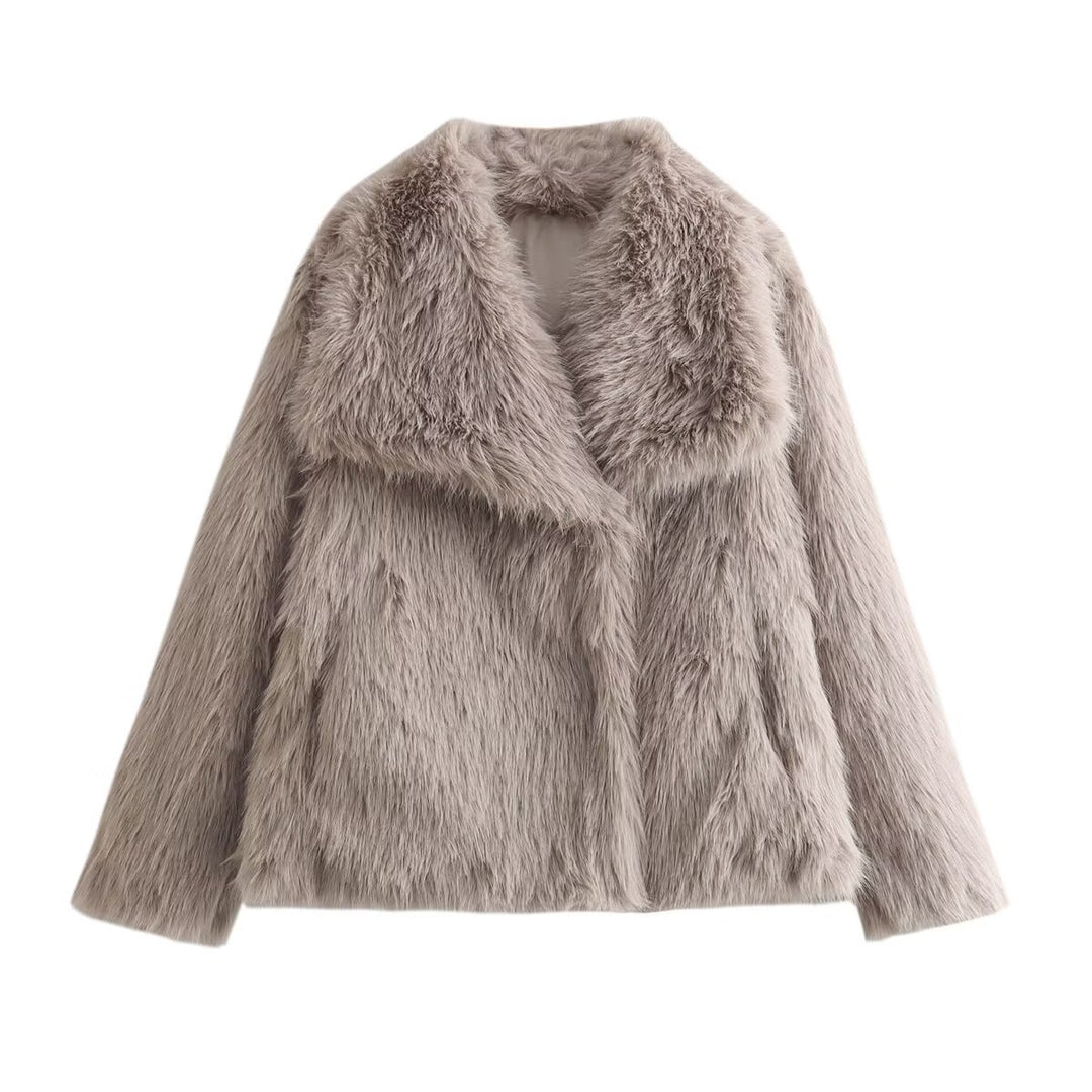 Damen Kurz geschnittene vegane Kunstfelljacke mit breitem Schalkragen Nord Taschen