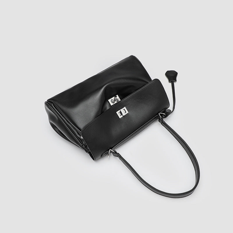 Damen Schultertasche mit eleganter Klappenoptik und praktischen Innentaschen Nord Taschen
