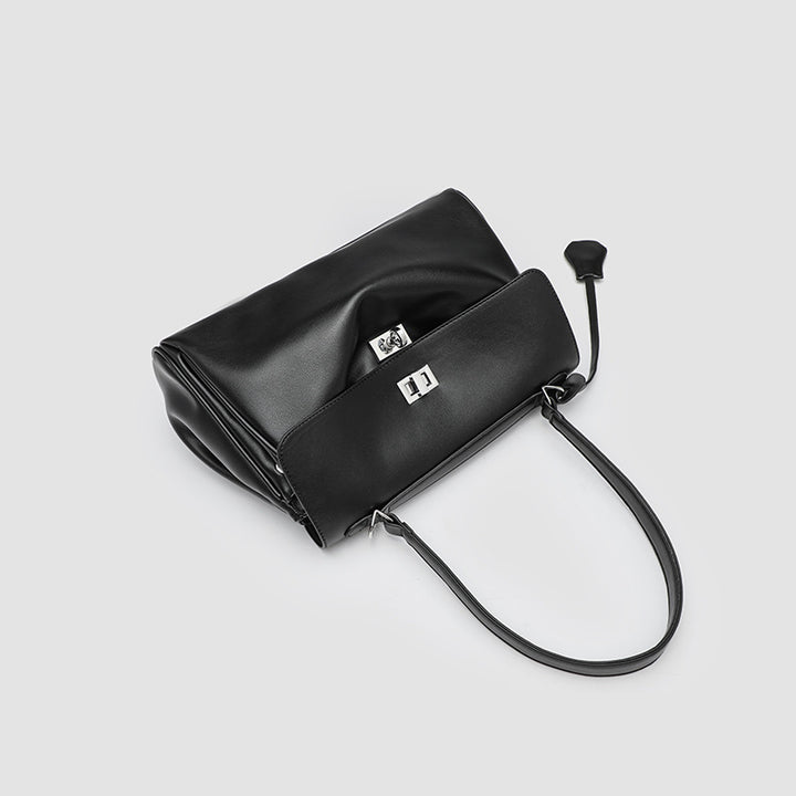 Damen Schultertasche mit eleganter Klappenoptik und praktischen Innentaschen Nord Taschen