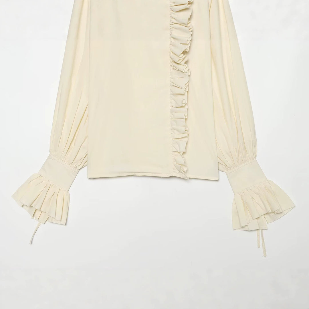 Damen Rüschenbluse mit hohem Stehkragen, asymmetrischer Volantleiste und Ballonärmeln Nord Taschen