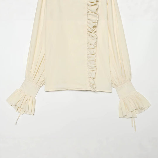 Damen Rüschenbluse mit hohem Stehkragen, asymmetrischer Volantleiste und Ballonärmeln Nord Taschen