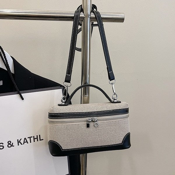 Damen elegante Handtasche mit einzigartigem tierischen Anhänger Nord Taschen