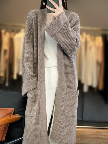 Damen Langer Oversize-Strickcardigan mit Strukturmuster und aufgesetzten Taschen Nord Taschen