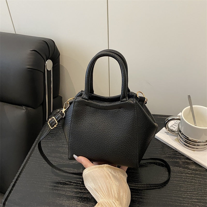 Damen modische Handtasche im strukturierten Design Nord Taschen