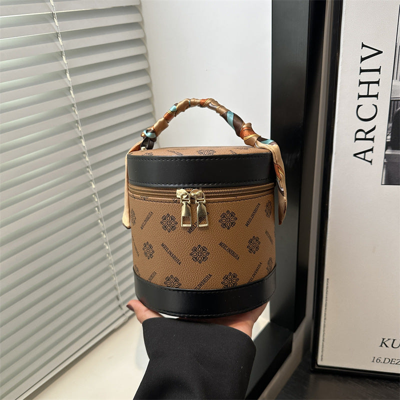 Damen elegante Rundhandtasche mit modischem Seidenhenkel Nord Taschen