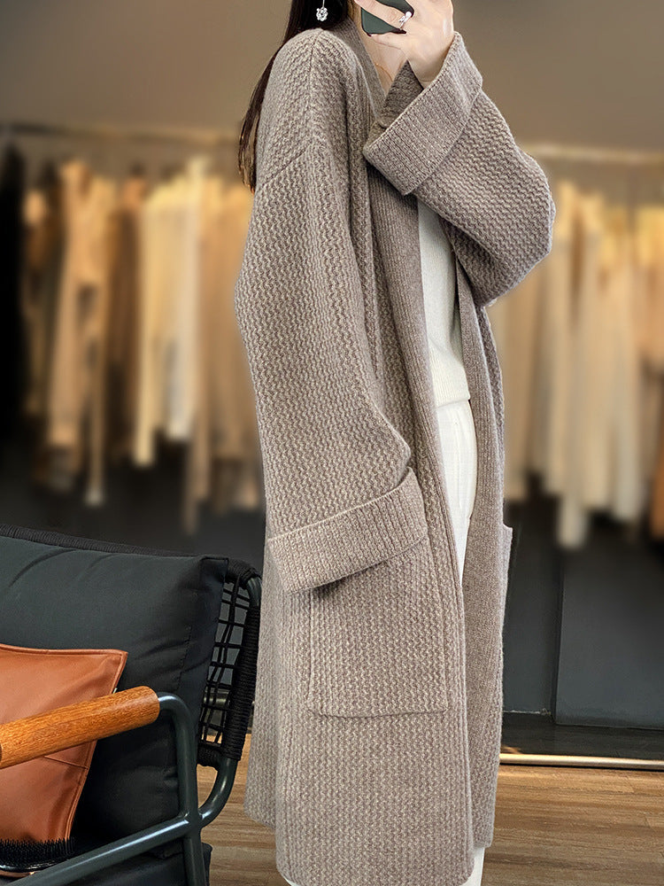 Damen Langer Oversize-Strickcardigan mit Strukturmuster und aufgesetzten Taschen Nord Taschen